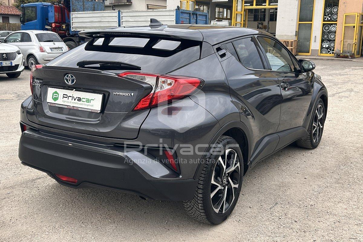 TOYOTA C-HR 1.8 Hybrid E-CVT Trend