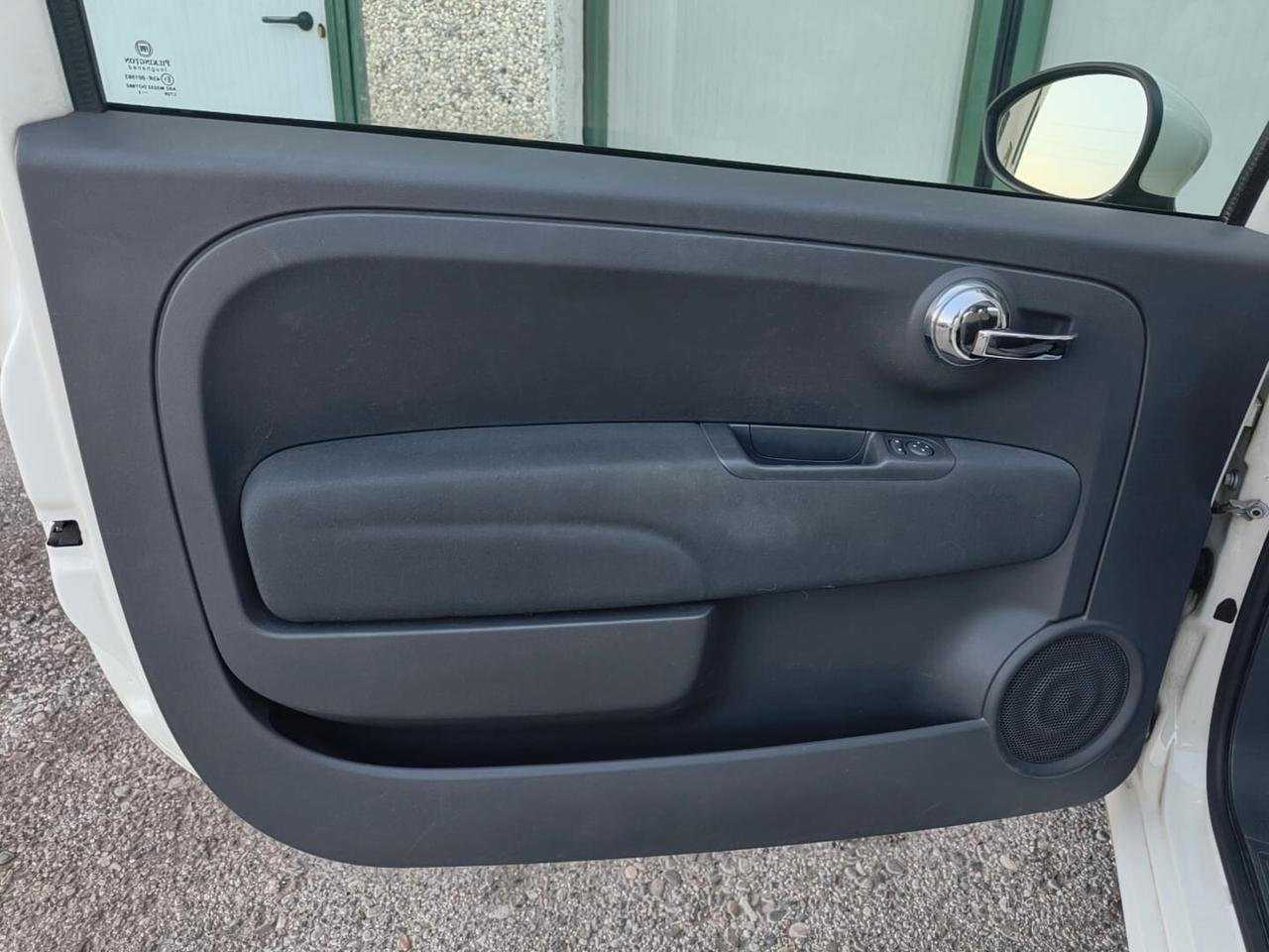 Fiat 500 1.2 BENZINA NEOPATENTATI LOUNGE 2012