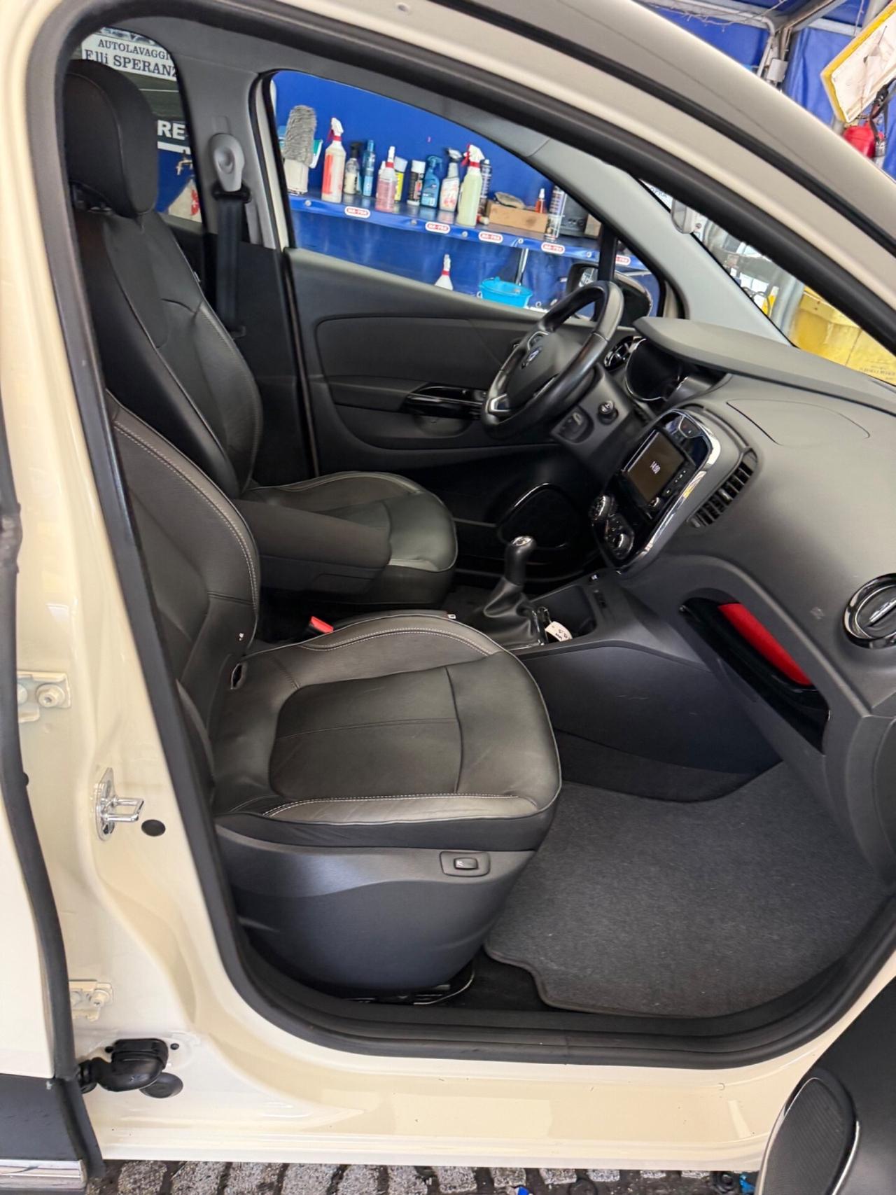 Renault Captur dCi 8V 90 CV EDC Start&Stop Energy