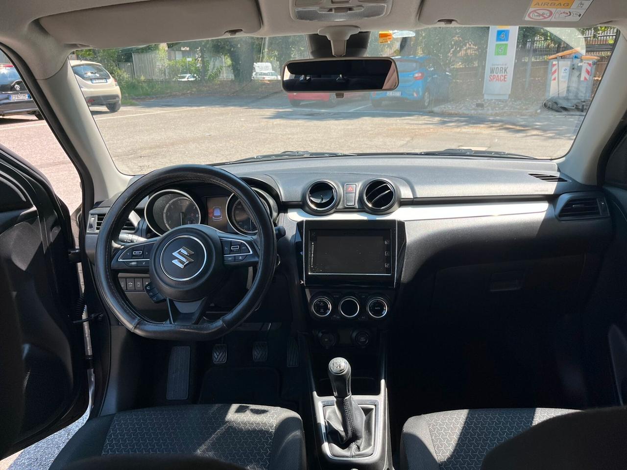 Suzuki Swift 1.2 Hybrid Top
