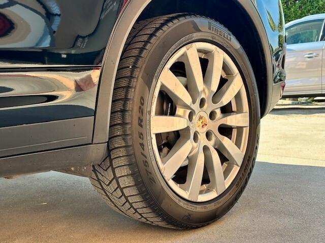 Porsche Cayenne 3.0 Diesel IVA ESPOSTA service Porsche Uni pro.