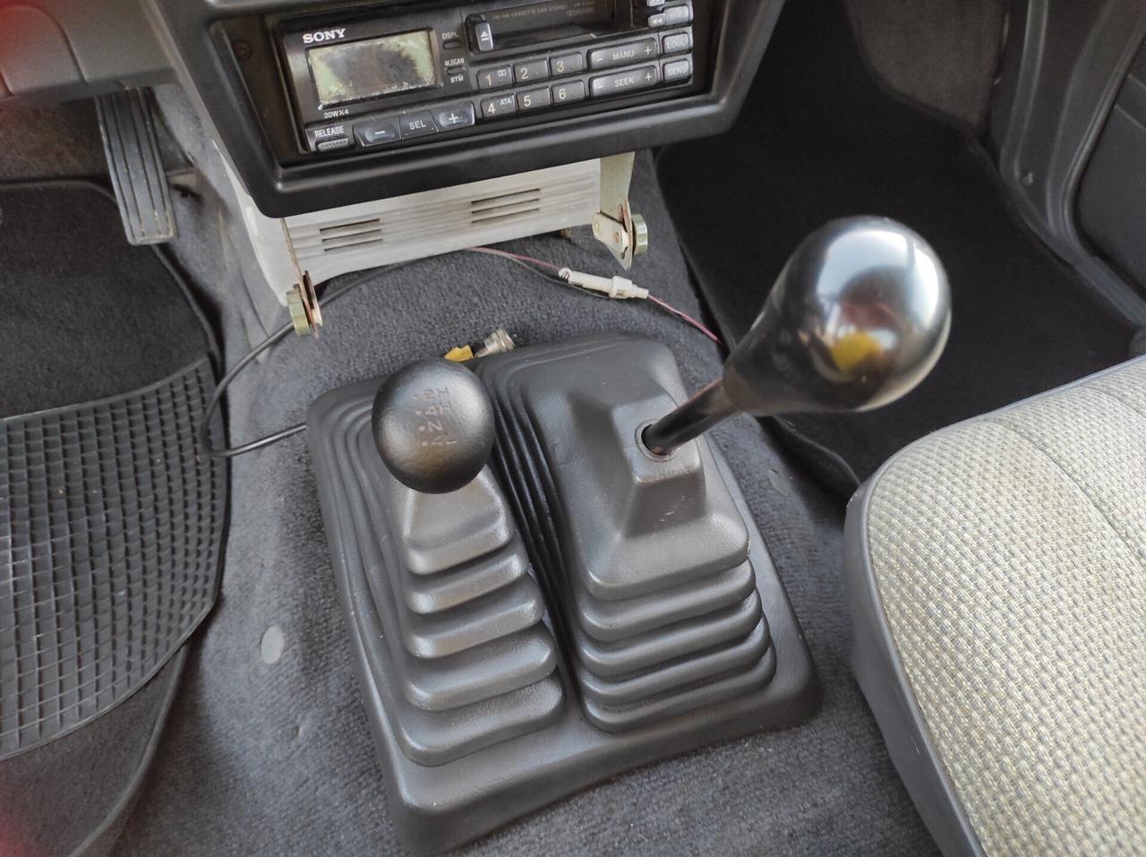 Nissan King Cab 2.5 Diesel - 4x4 GANCIO TRAINO