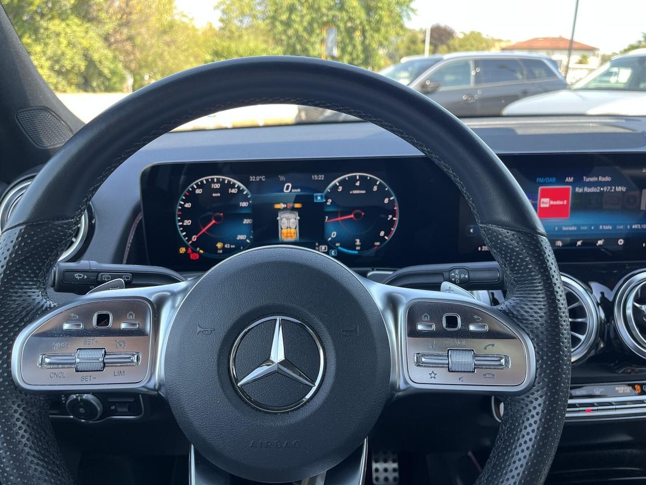 MERCEDES GLB 200 163 CV AUTOMATICO PREMIUM