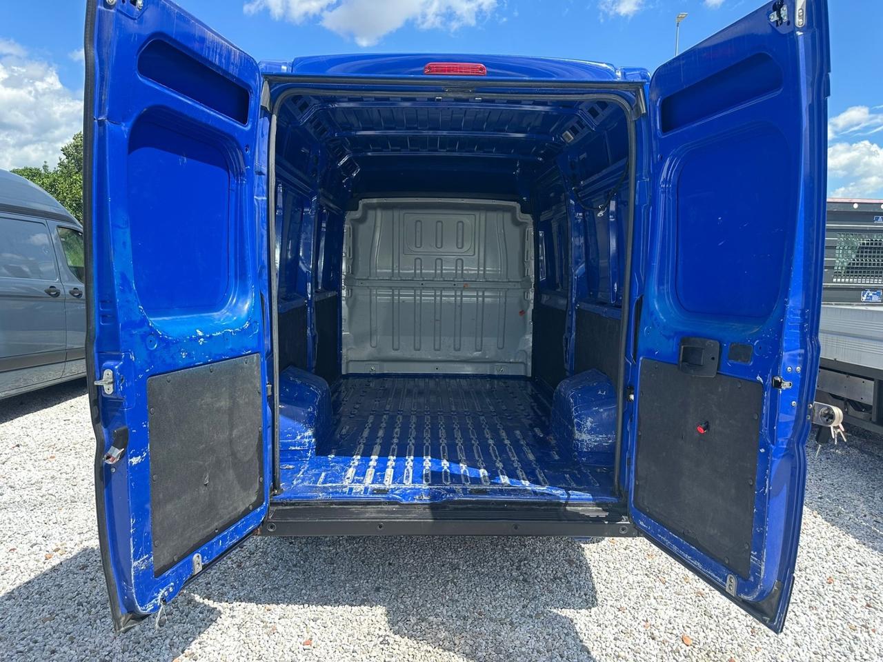 Peugeot Boxer 330 2.2 BlueHDi 140 Iva Compresa
