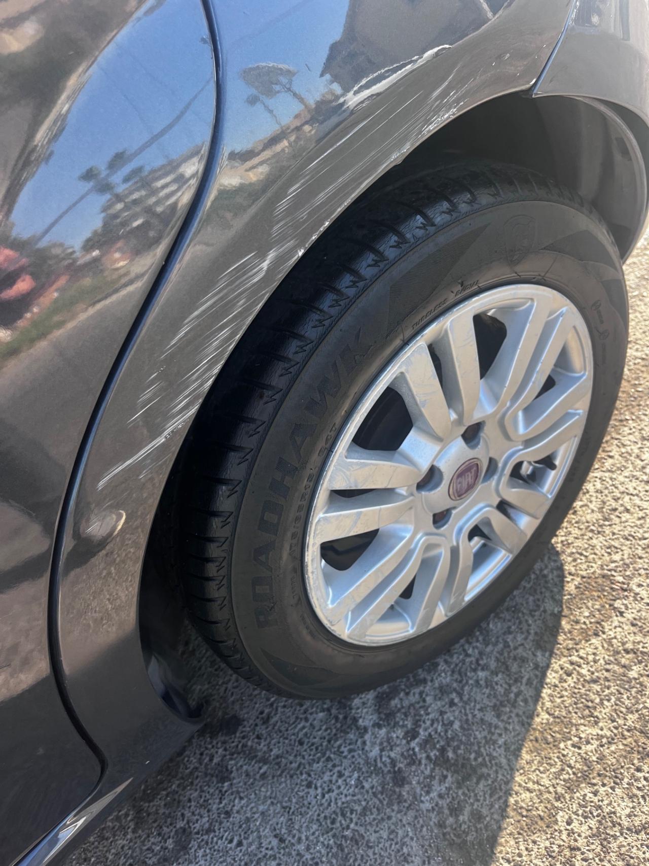 Fiat Grande Punto Easy 2013 1.2 benzina superaccessoriata