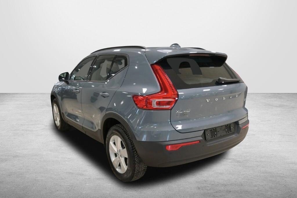 VOLVO XC40 1.5 T2 129CV 6M. MOMENTUM CORE ( FARI LED - COCKPIT - CRUISE - NAVI - MIRROR - PDC - TELECAMERA POST. )