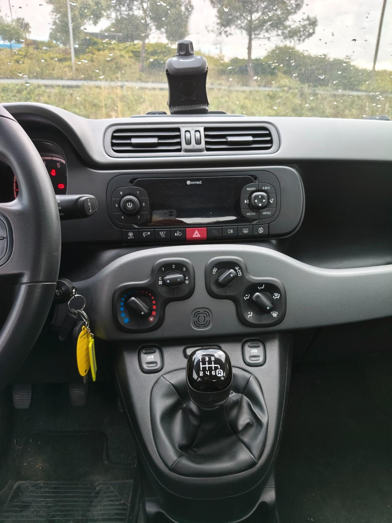 Fiat Panda 1.0 FireFly S&S Hybrid City Cross