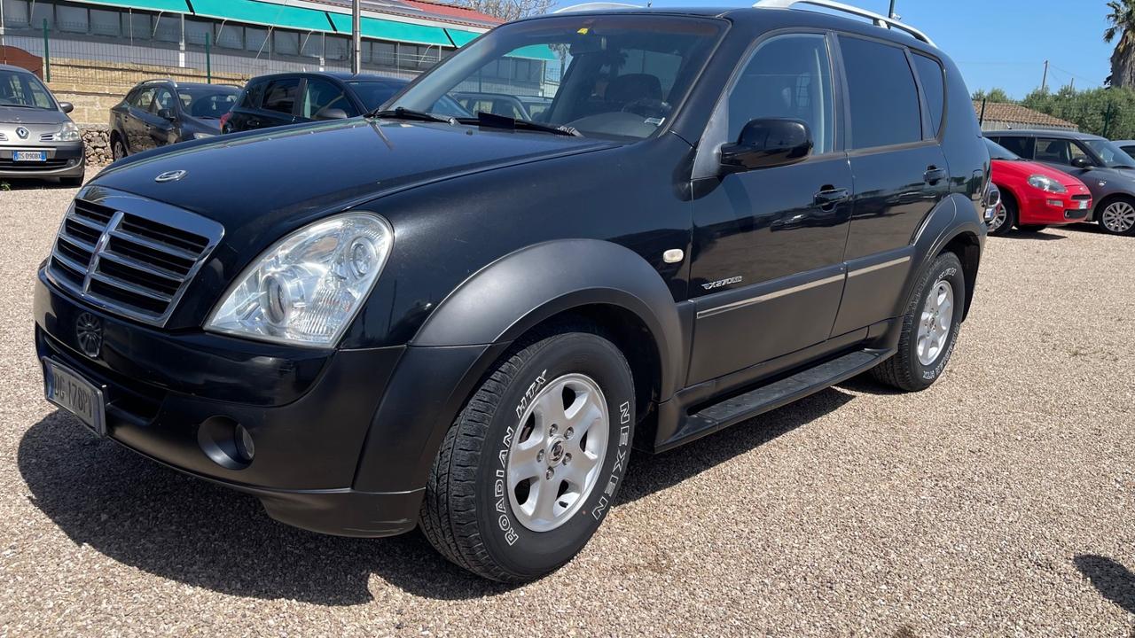 Ssangyong REXTON 2.7 diesel Autocarro