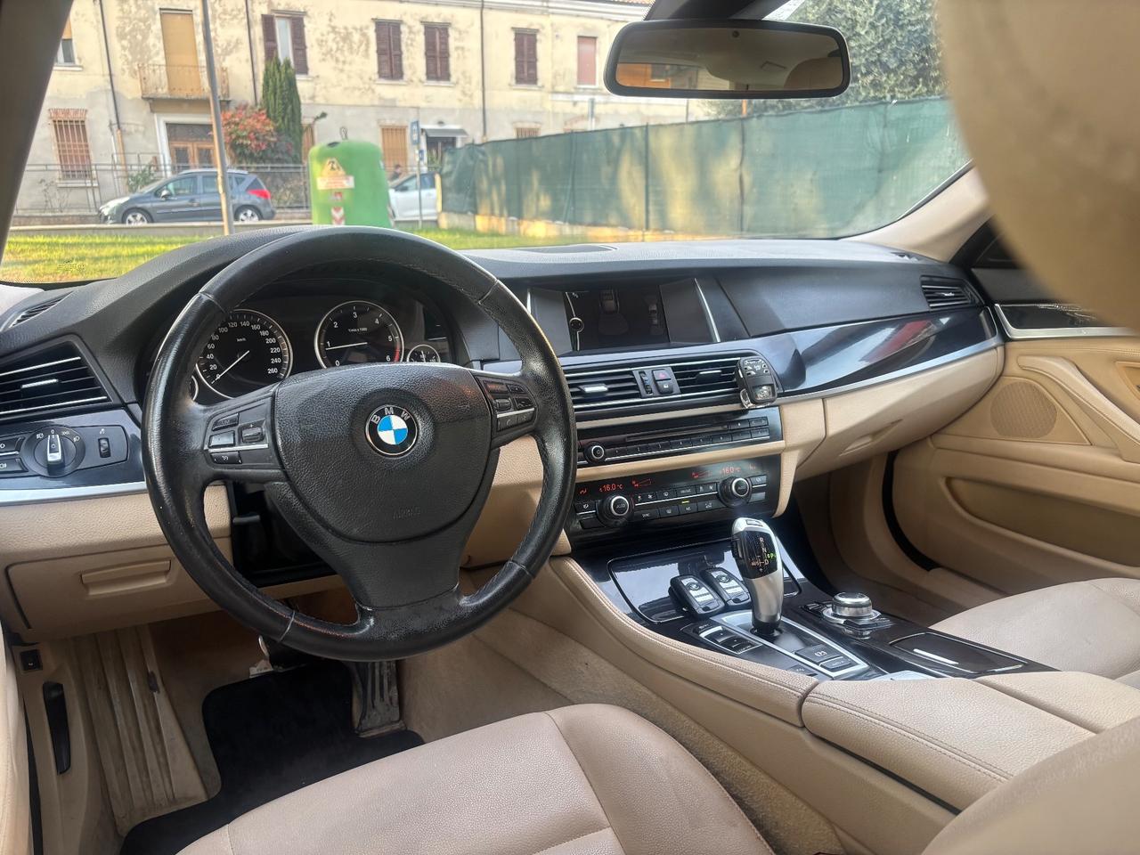 Bmw 520d Touring Business aut.8M euro6
