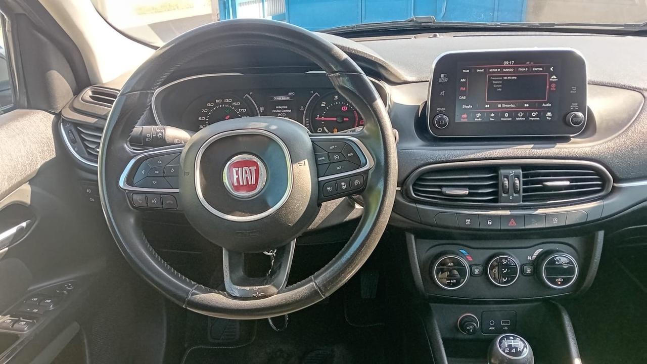 Fiat tipo 5P-1.3 nnt lounge -full-2017