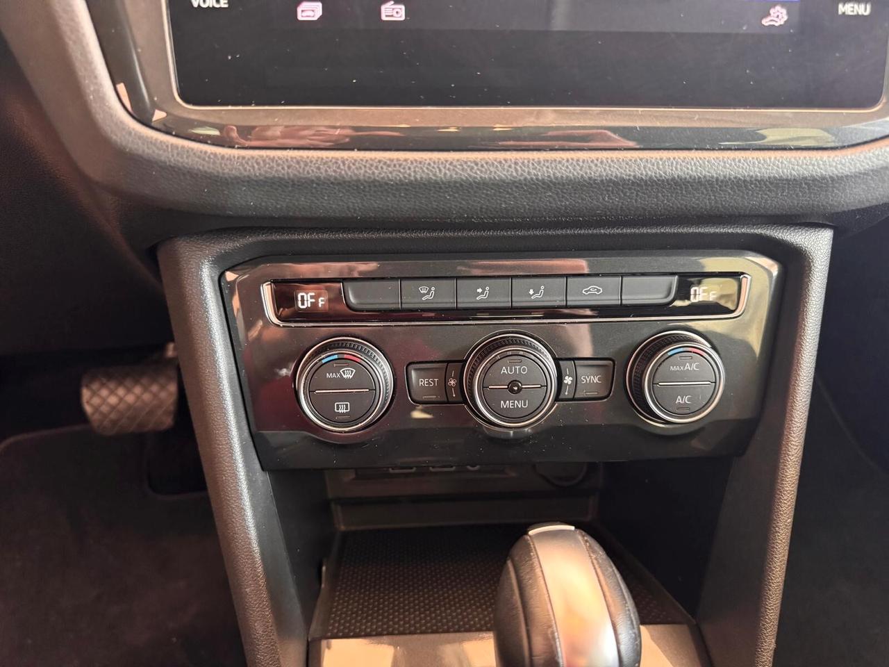 Volkswagen Tiguan 2.0 TDI SCR DSG Business BlueMotion Technology