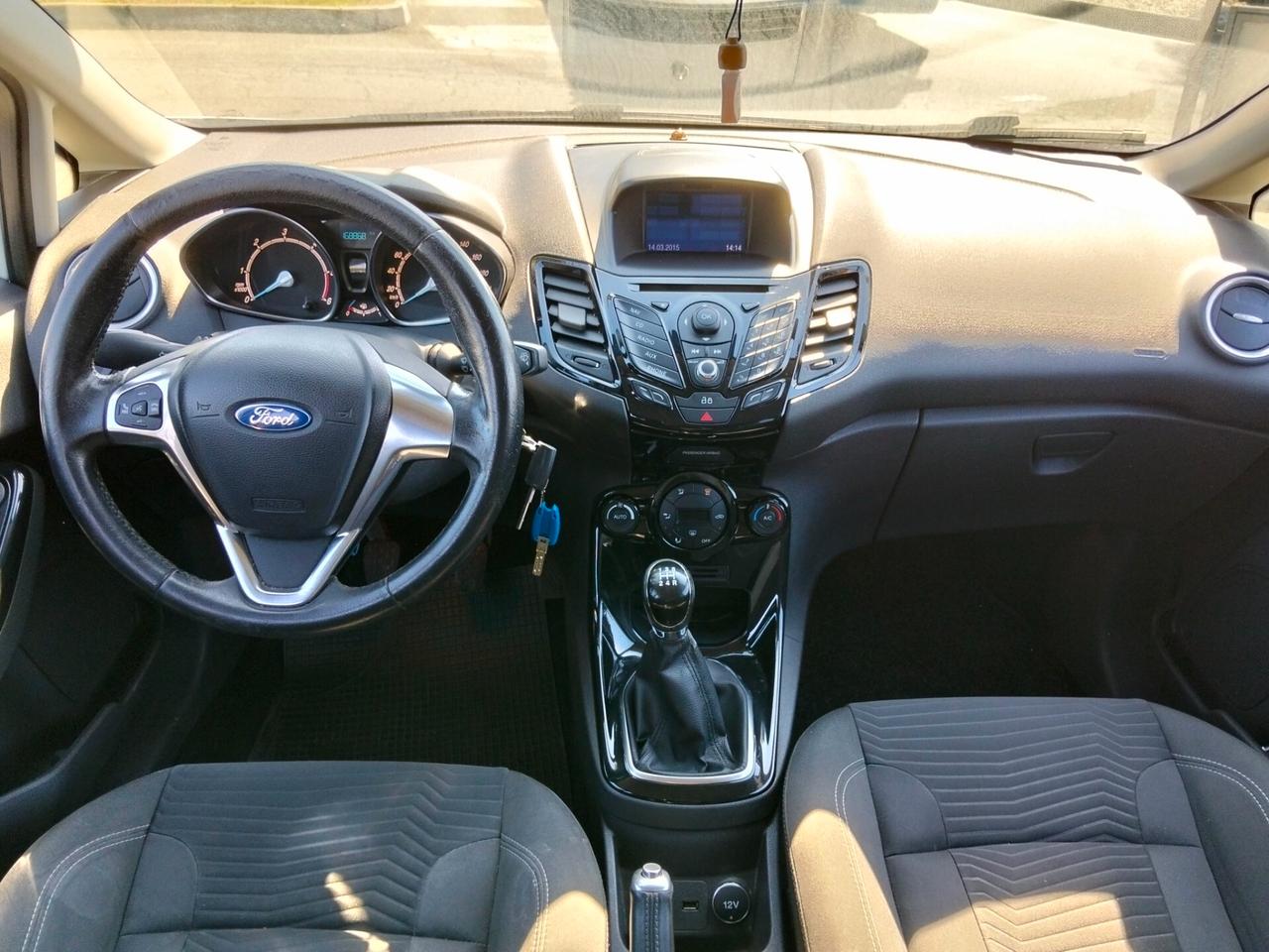 Ford Fiesta 1.5 TDCi 75CV 5 porte Titanium