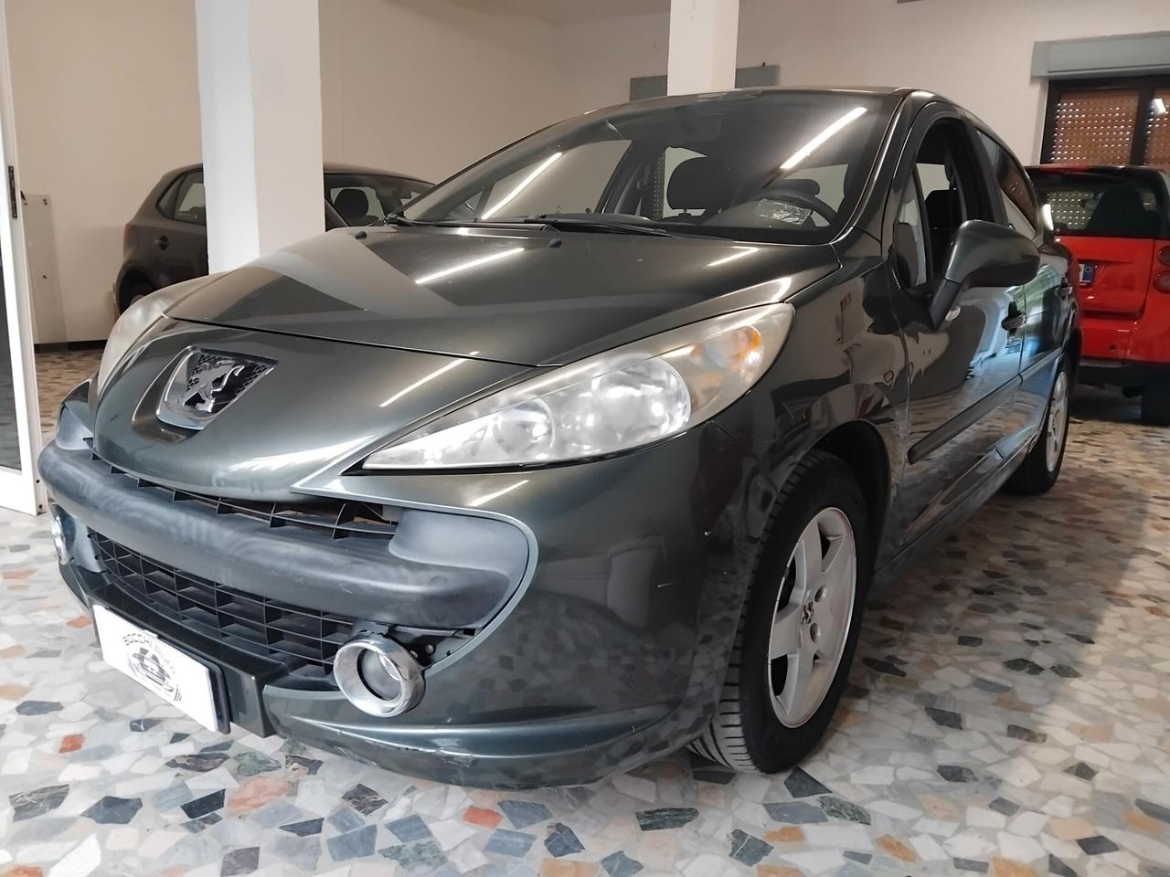 Peugeot 207 1.4 88CV 5p. XS