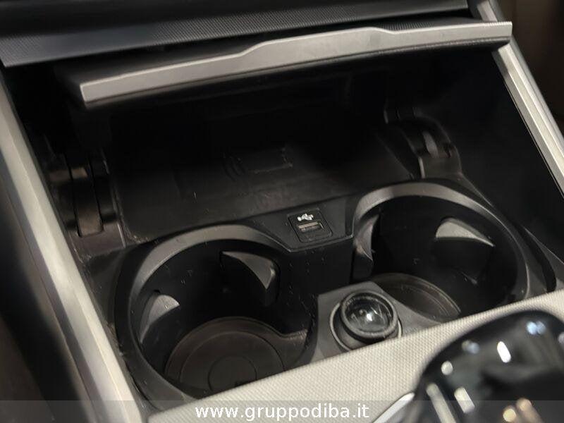 BMW Serie 3 G21 2019 Touring Diese 320d Touring mhev 48V Business Advantage auto