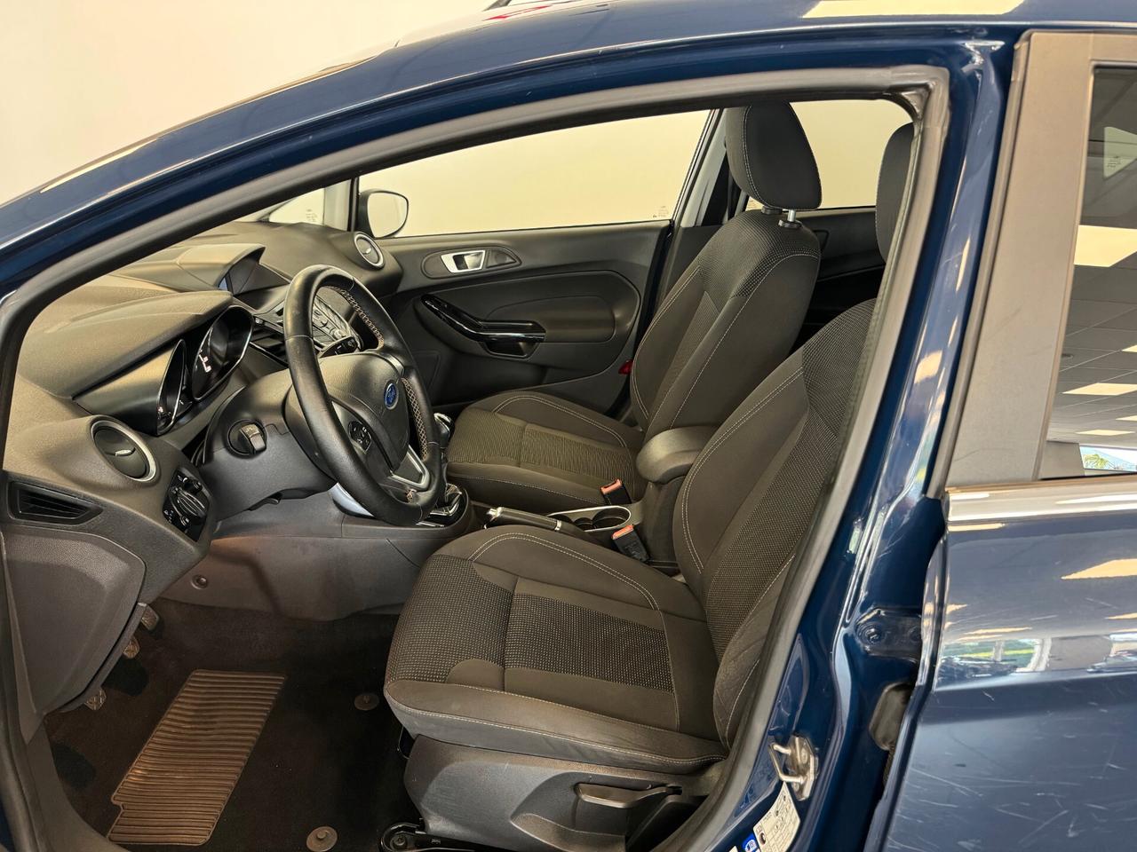 Ford Fiesta 1.5 TDCi 75CV 5 porte Titanium NEOPATENTATI NAVI