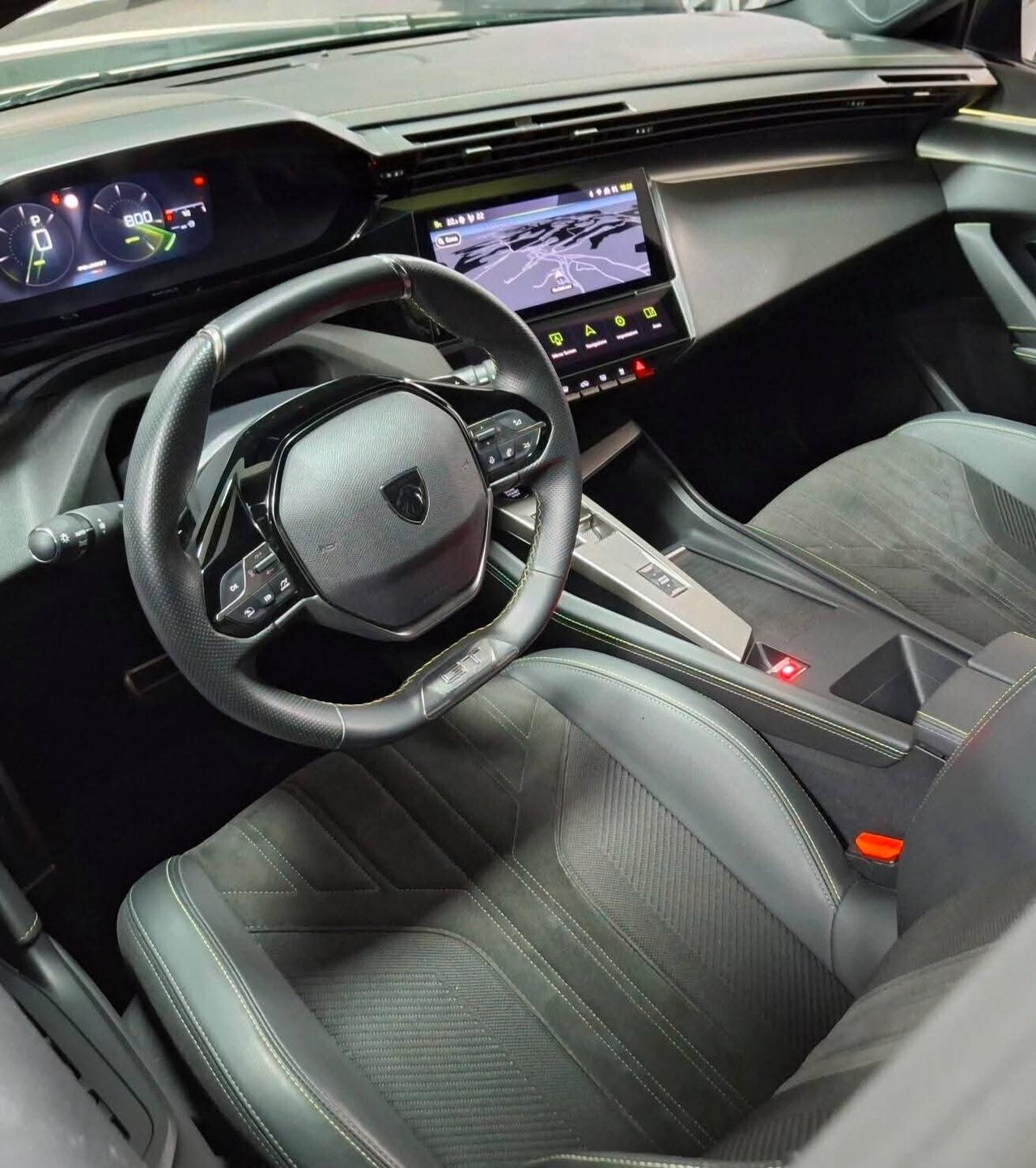 Peugeot 308 BlueHDi 130 S&S EAT8 GT