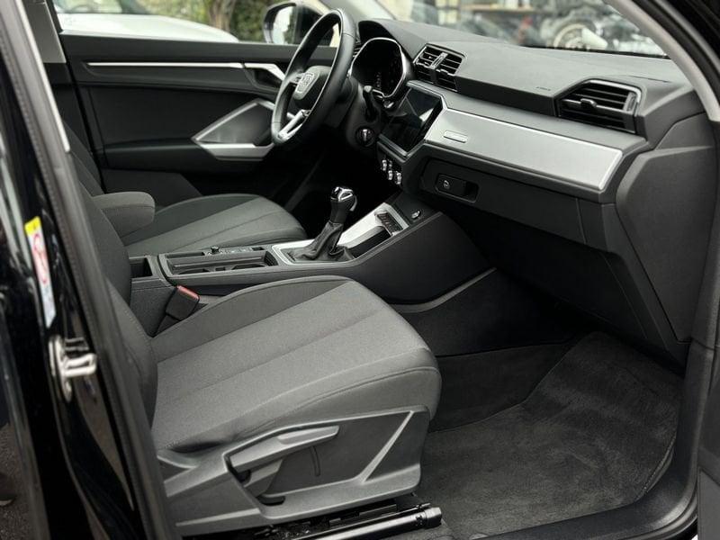 Audi Q3 Q3 35 TDI S tronic Business Advanced