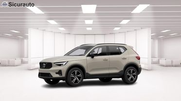 VOLVO Xc40 B3 Mild Hybrid Automatico Plus Dark