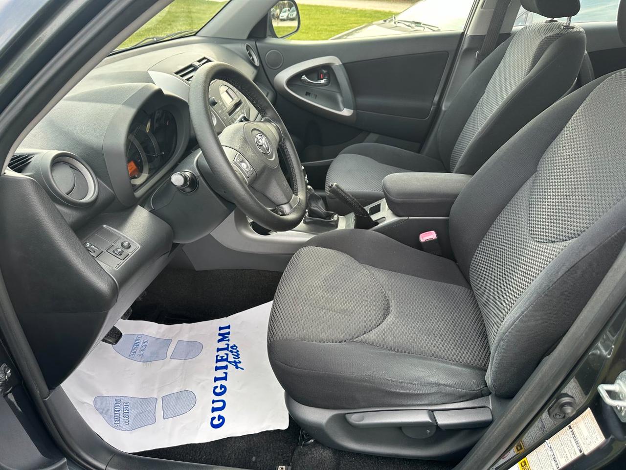 Toyota RAV4 5 Porte RAV4 2.2 d-4d Sol 136cv dpf