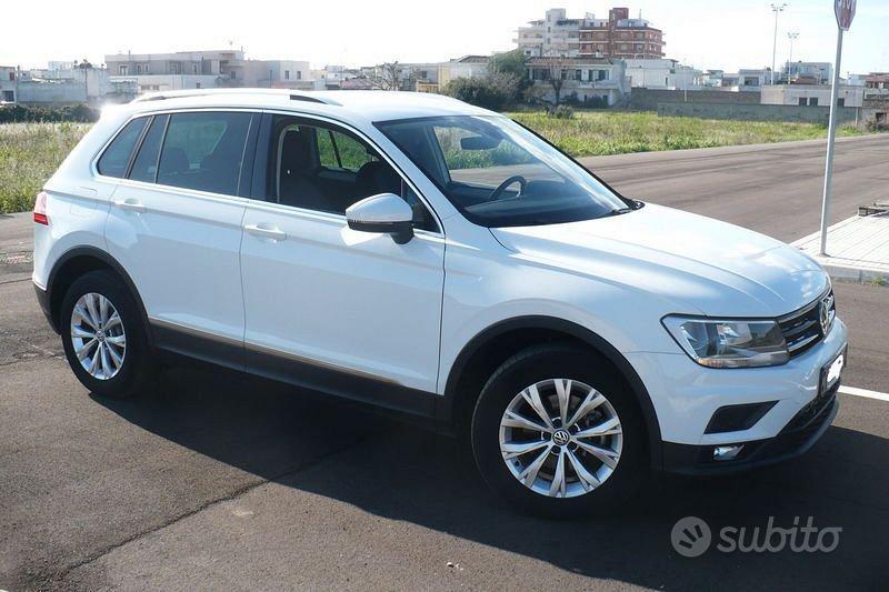 Volkswagen Tiguan 2.0 TDI SCR Business BlueMo...