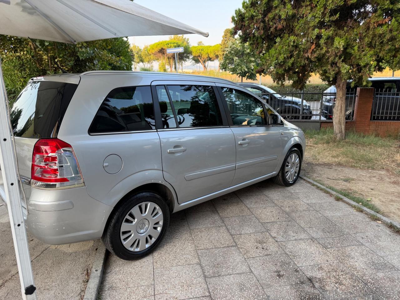 Opel Zafira 1.6 16V ecoM 150CV Turbo One