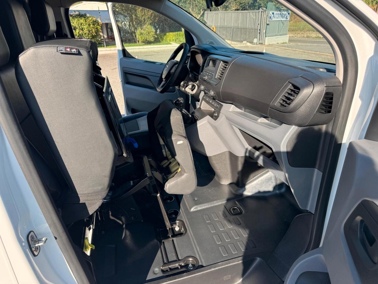 Vivaro 1.5 Diesel 120CV S&S PL-TN M Furgone Essentia