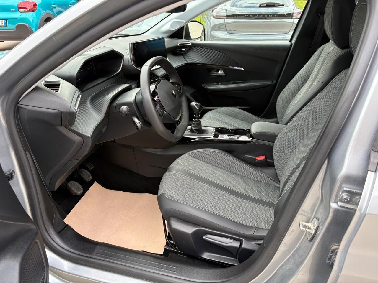 Peugeot 208 PureTech 100 Stop&Start 5 porte Allure