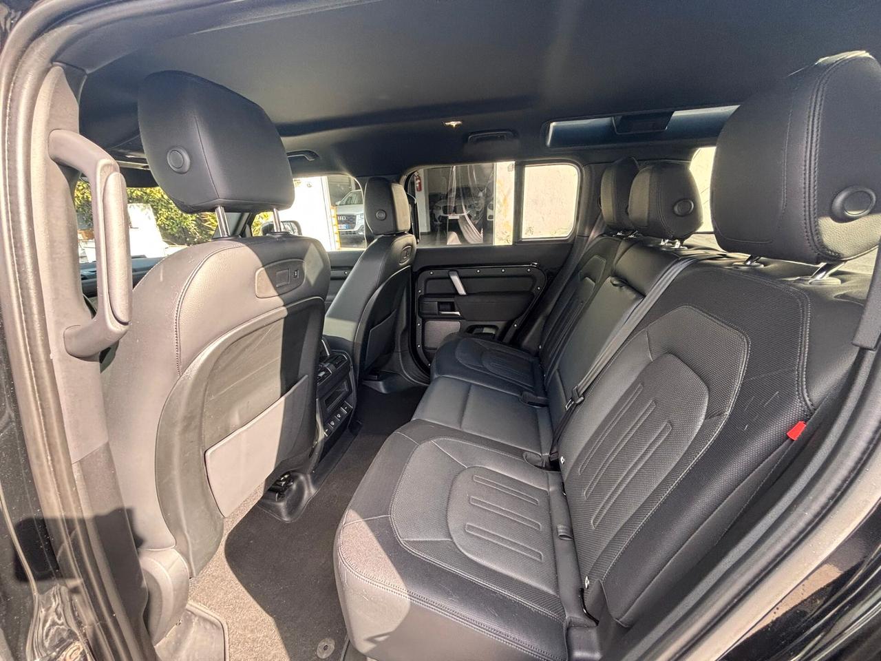 Land Rover Defender 110 3.0d i6 250CV