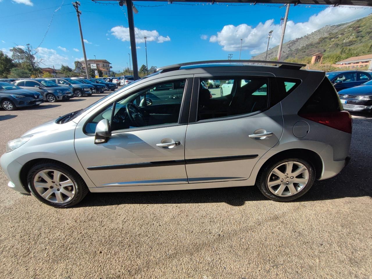 Peugeot 207 1.6 HDi 110CV SW XS Ciel