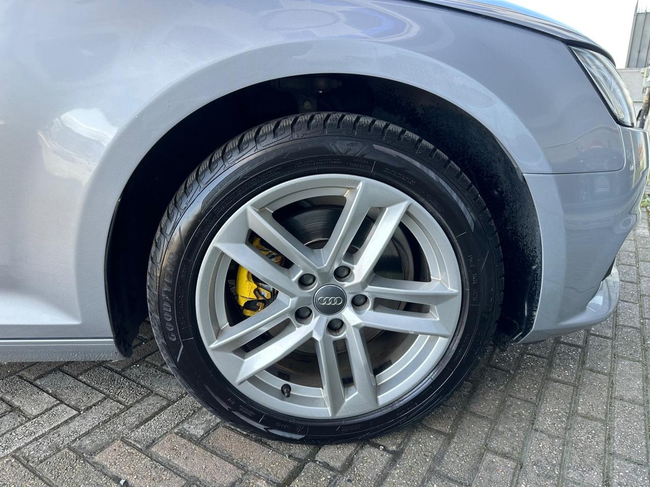 Audi A4 Avant 35 TDI S tronic Business