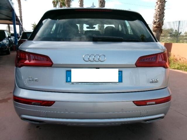 Audi Q5 2.0 TDI quattro S tronic Business Sport