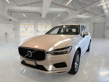 VOLVO XC60 B4 D AWD automatico Momentum Pro