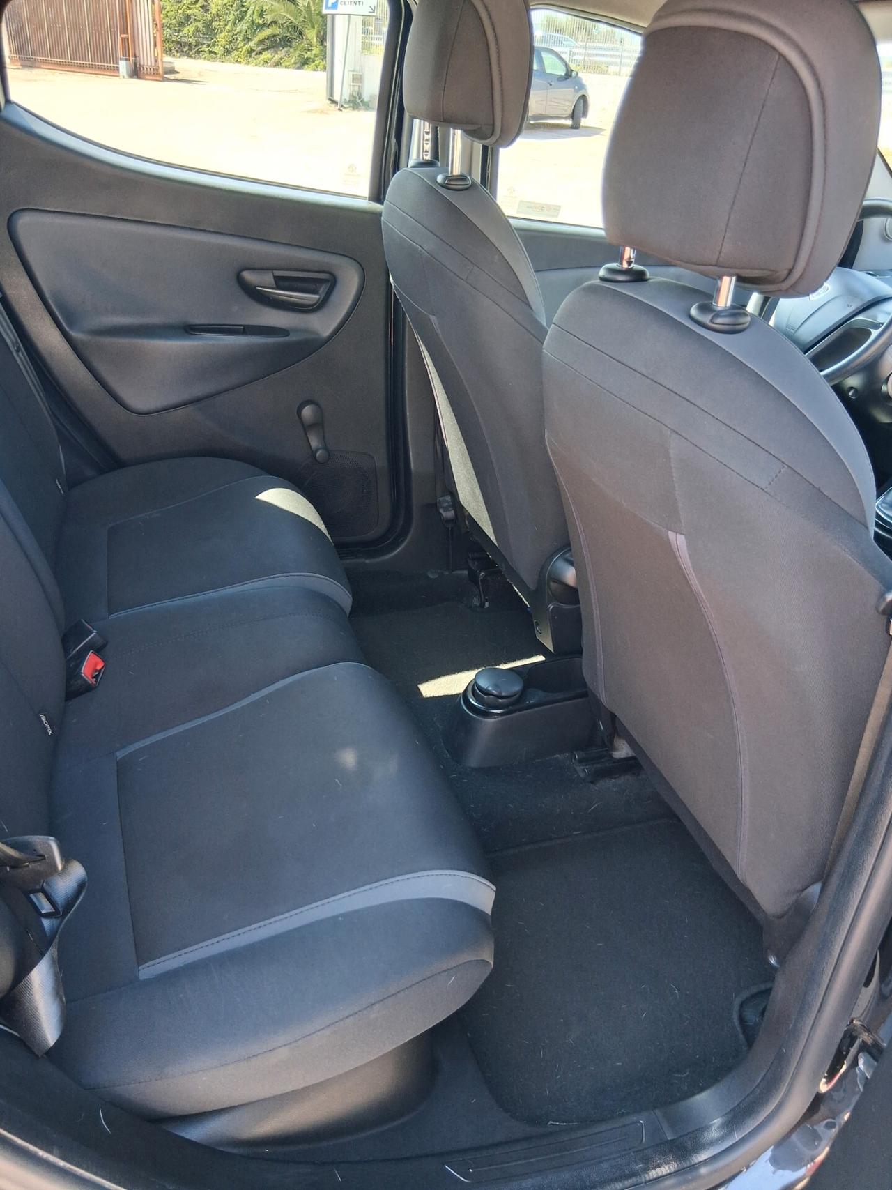 Lancia Ypsilon 1.3 MJT 16V 80 CV 5 porte S&S Gold