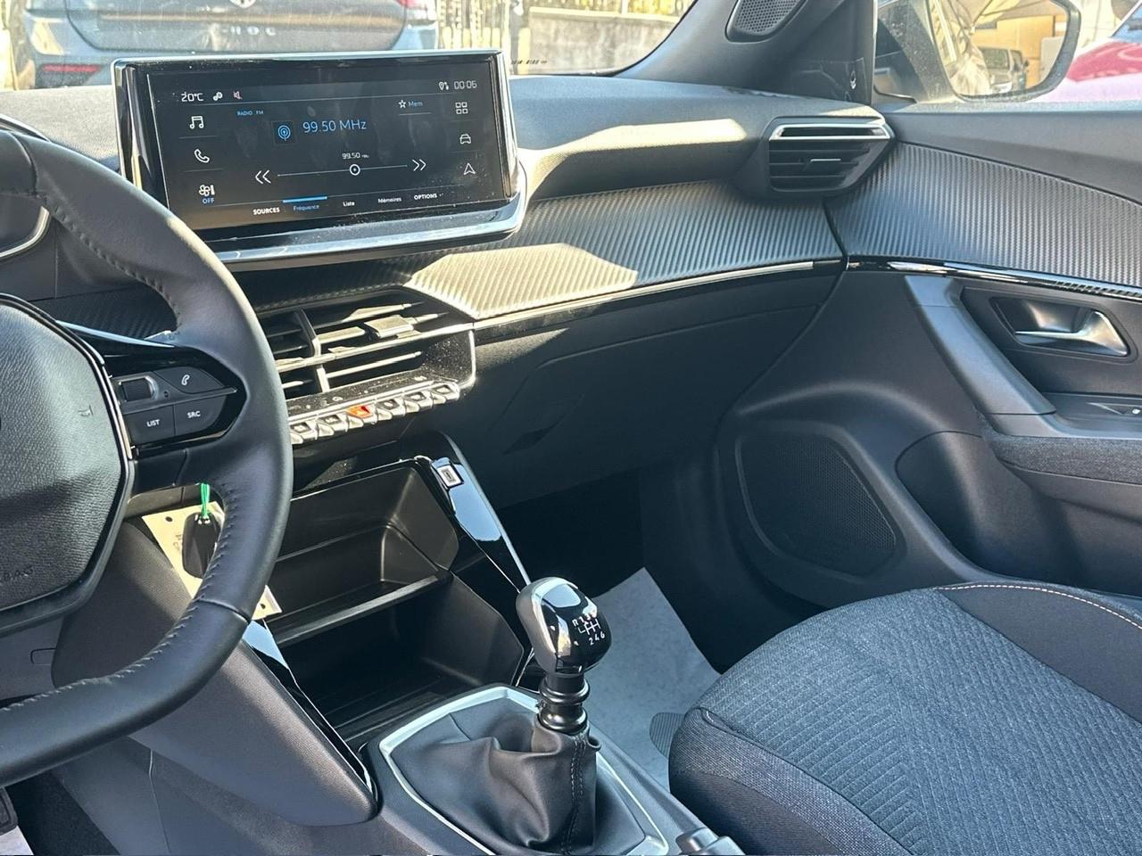 Peugeot 2008 Style 1.2 100cv