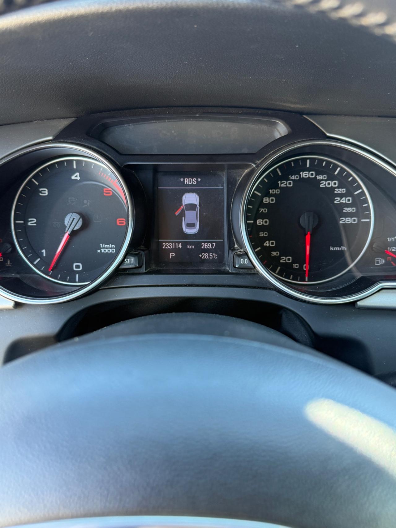 Audi A5 Cabrio 2.7 TDI F.AP. Ambiente