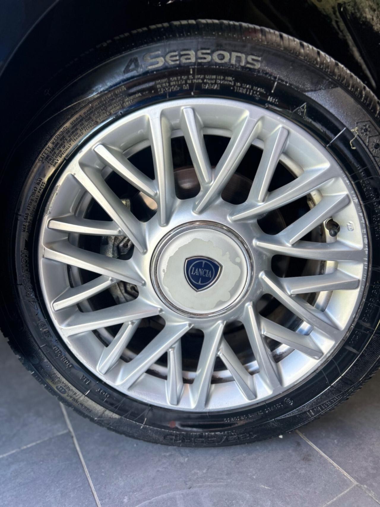 Lancia Ypsilon 1.3 Multijet 95cv Platinum 11/2013