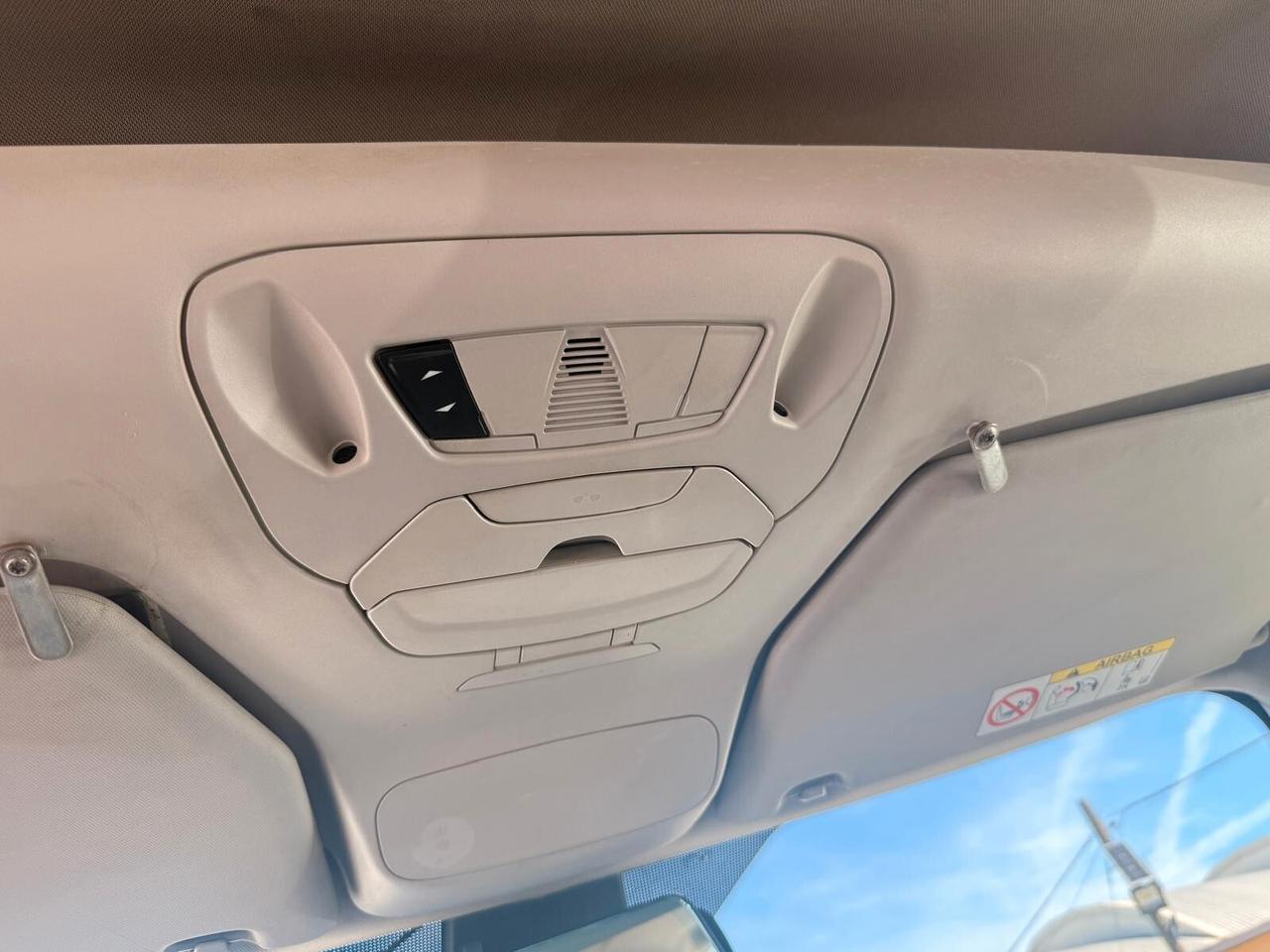 Ford Tourneo Connect Connect7 1.6 TDCi 115 CV Titanium