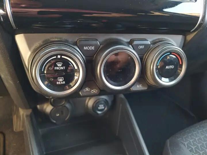 Suzuki Swift 1.2 Hybrid Top