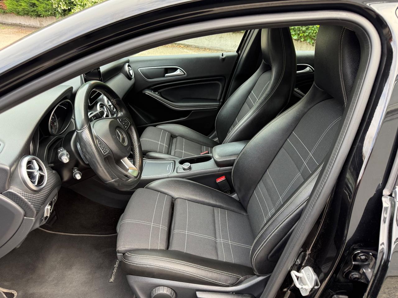 Mercedes-benz A 200 d Automatic Premium