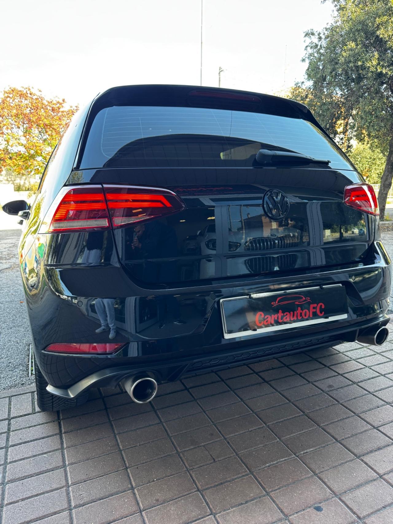 Volkswagen Golf 2.0 TDI 5p. Executive BlueMotion Technology