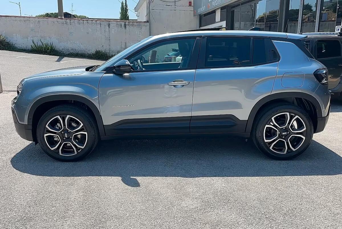 Jeep Avenger 1.2 Turbo 100 CV MHEV Summit TETTO KM0