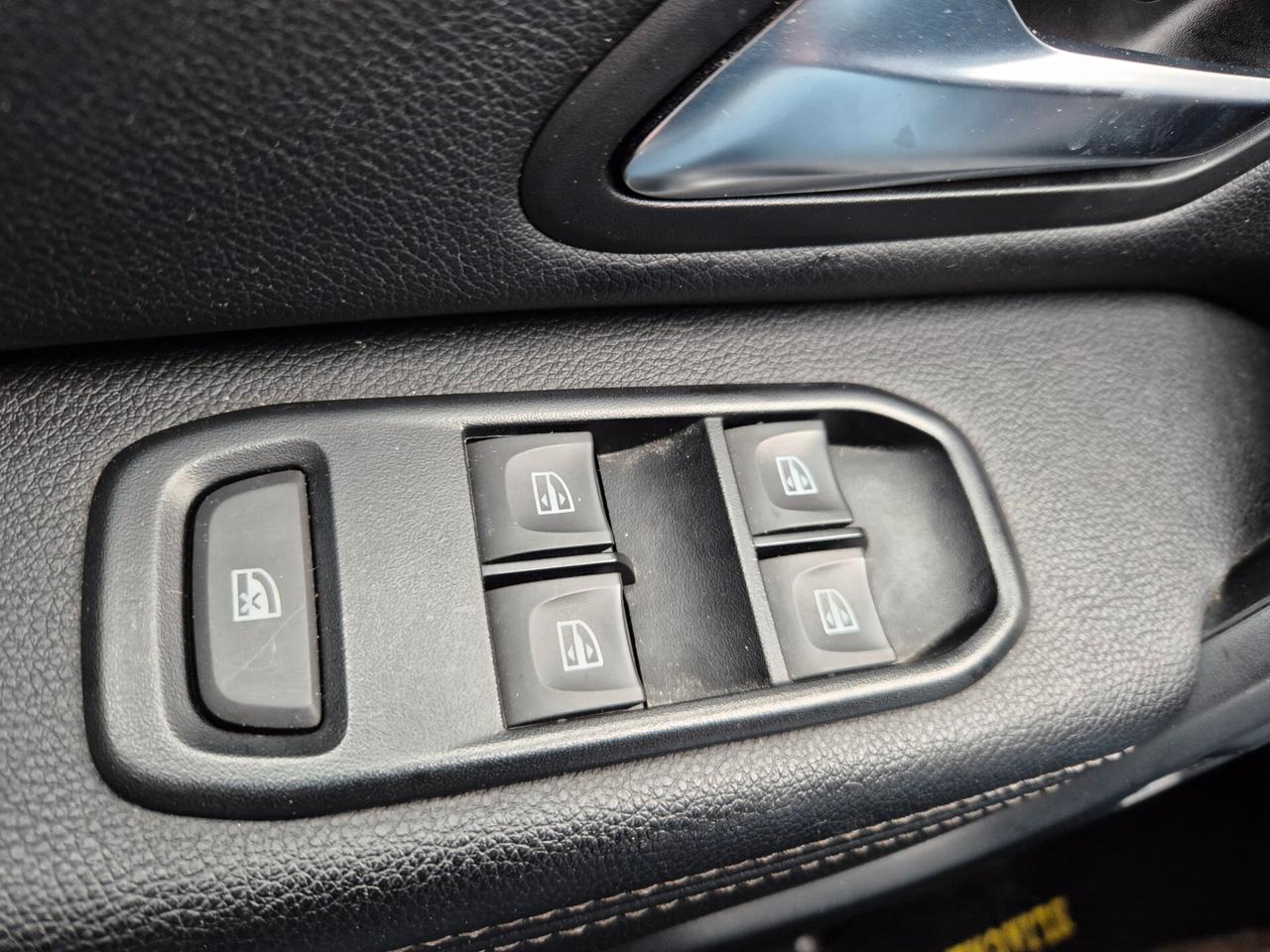 Dacia Duster 1.0 TCe 100 CV ECO-G 4x2 Prestige