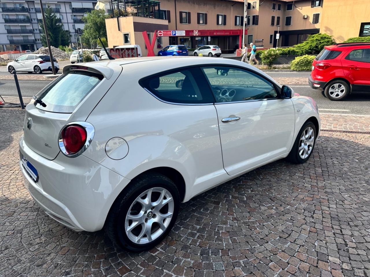Alfa Romeo MiTo 1.6JTDm 120Cv Distinctive