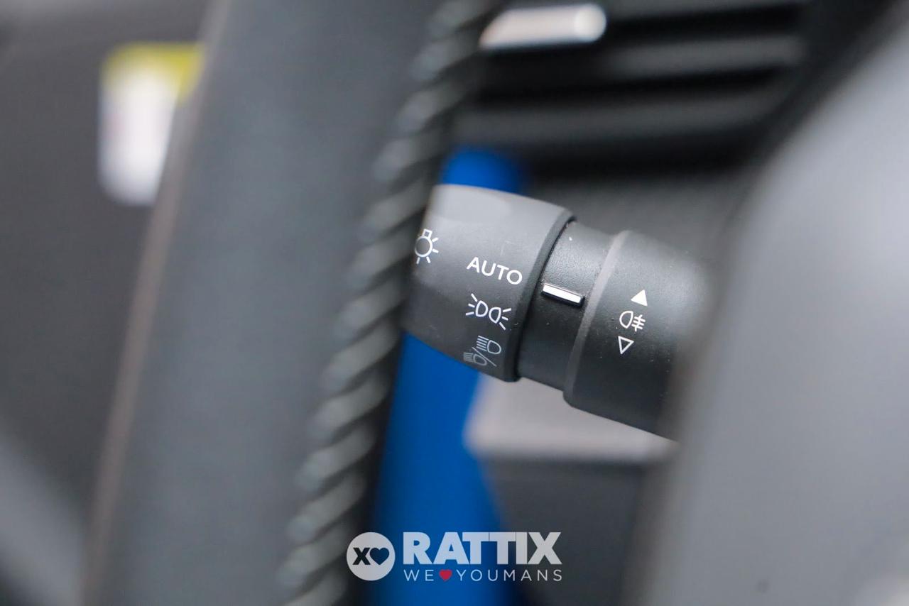 Peugeot e-208 motore elettrico 100kW Allure Pack