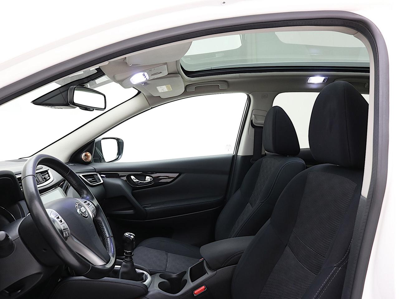 Nissan Qashqai 1.5 dCi N-Connecta-TETTO PANORAMICO