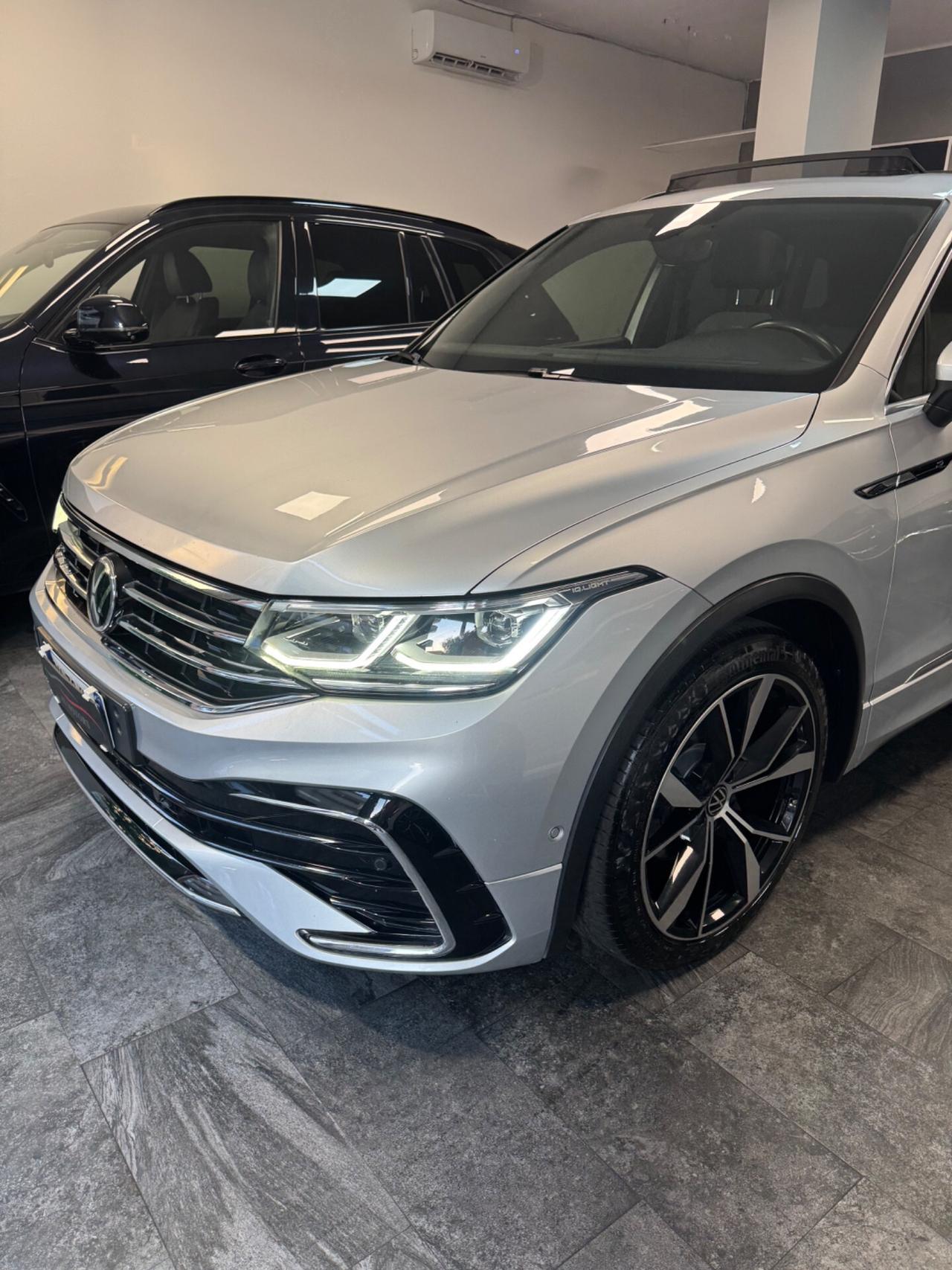 VW Tiguan 2.0 TDI 150 CV DSG R-Line Tetto Apribile