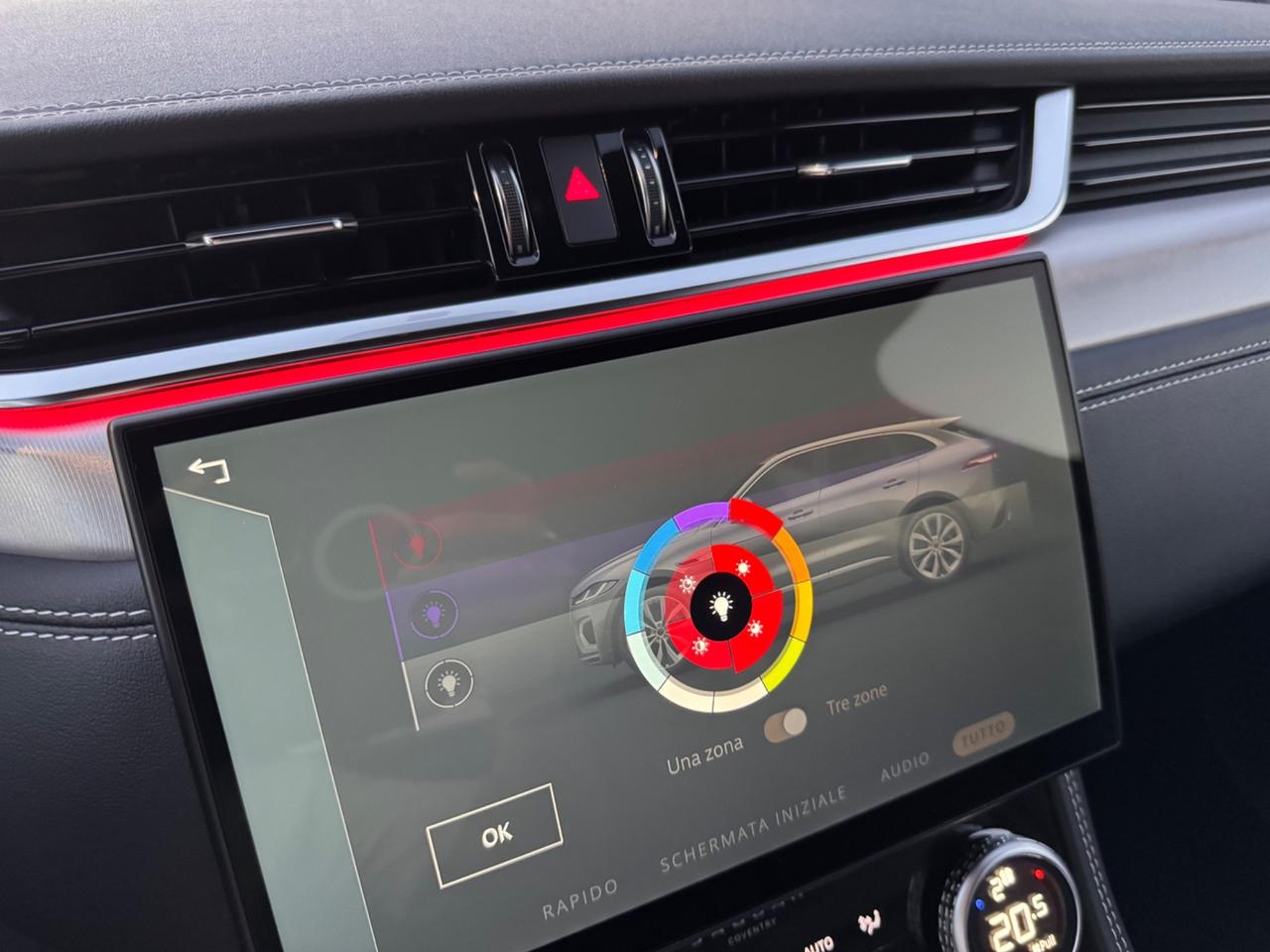 Jaguar F-Pace 2.0 D 163 CV AWD aut. R-Dynamic SE