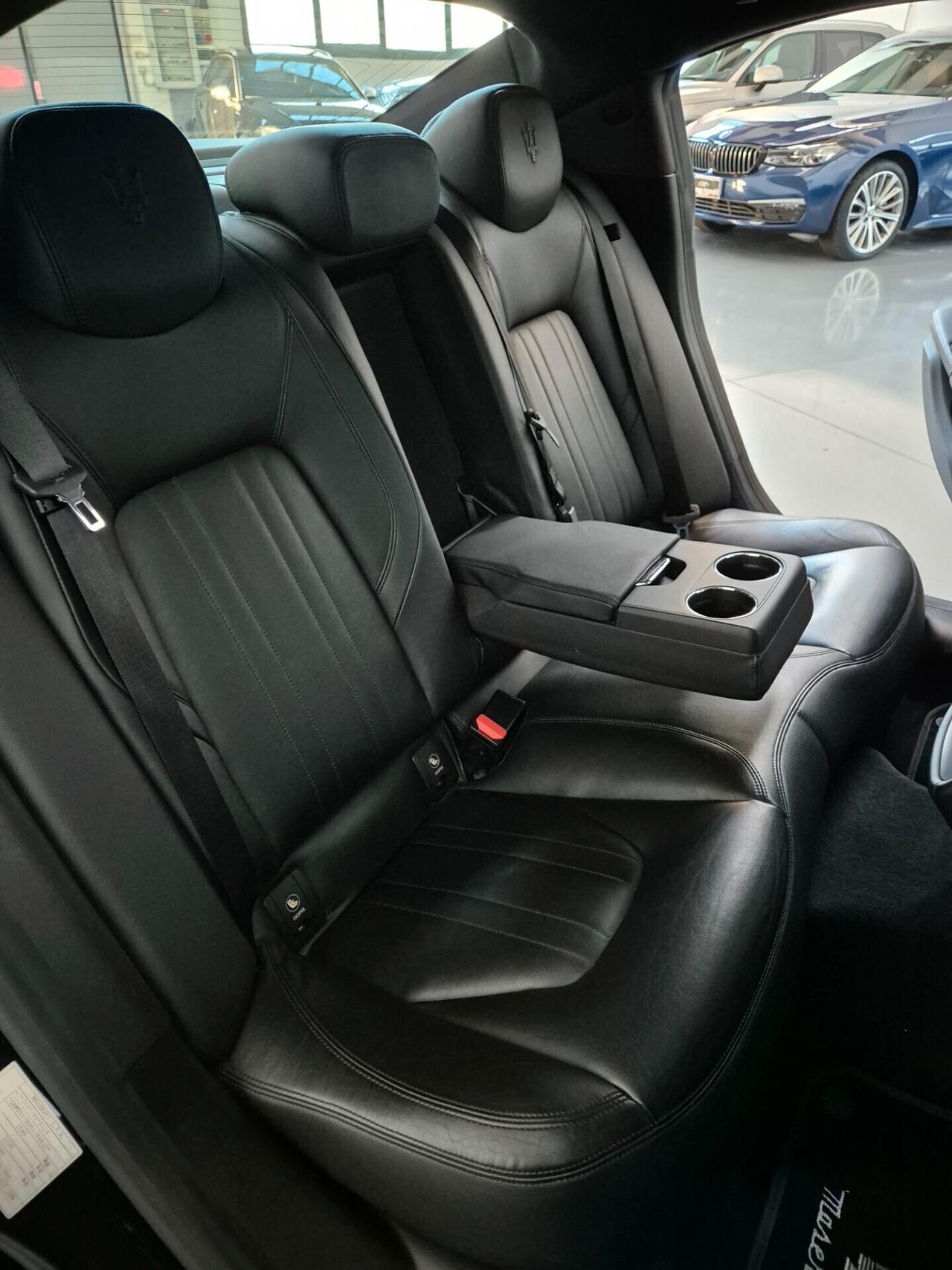 Maserati Ghibli V6 3.0cc 275cv tetto apribile certificata cerchi21