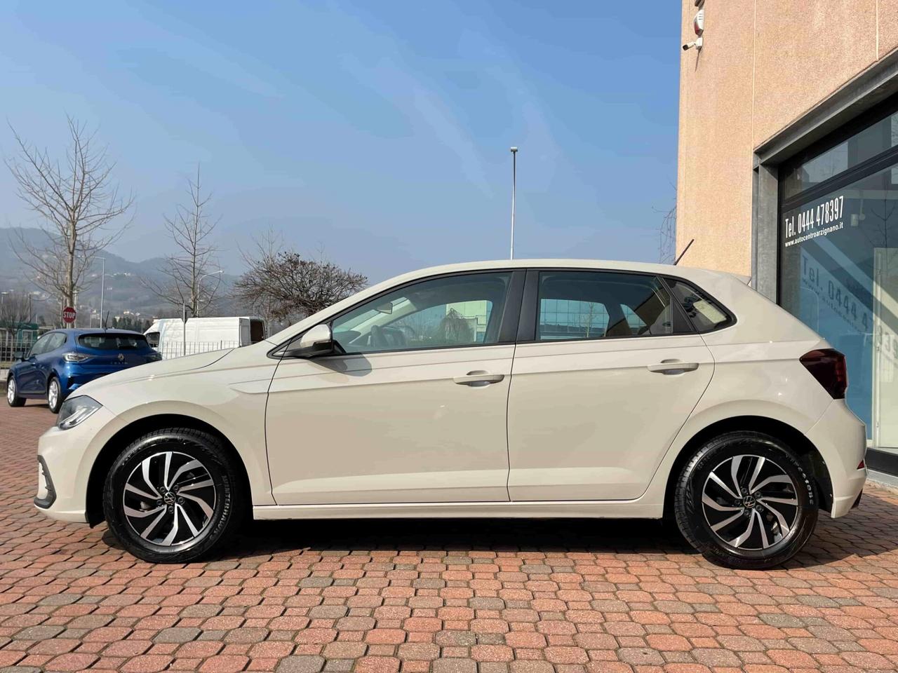 Volkswagen Polo 1.0 LIFE 80cv NEOPATENTATI