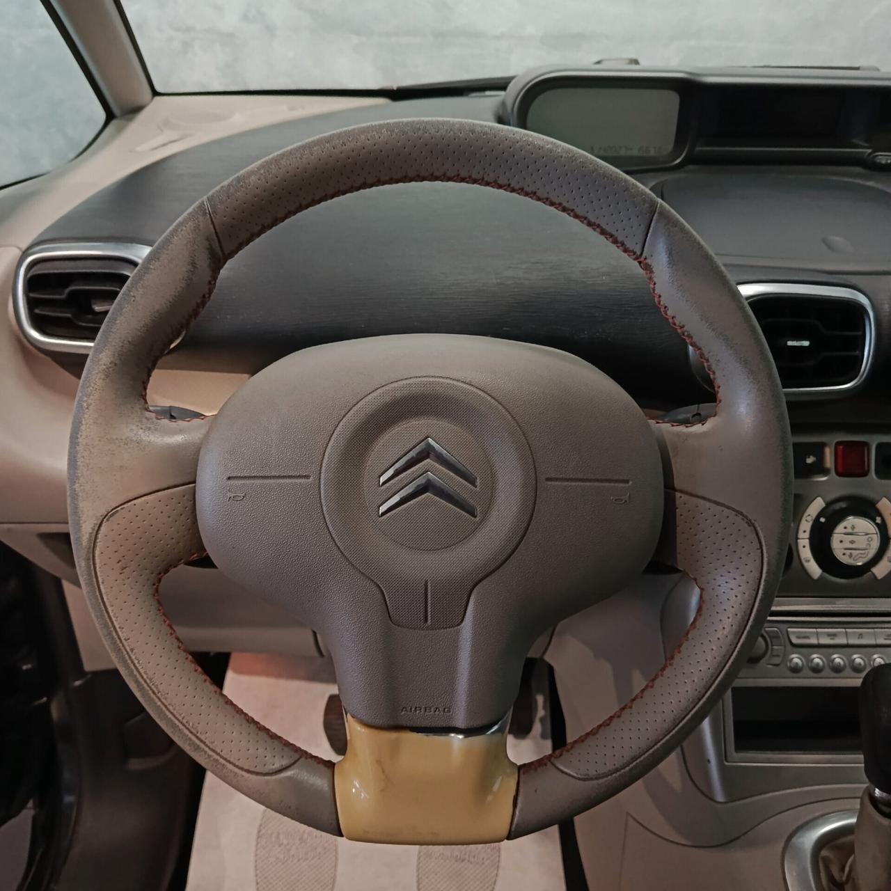 Citroen C3 PICASSO 1.4 BENZINA NEOPATENTATI EXCLUSIVE